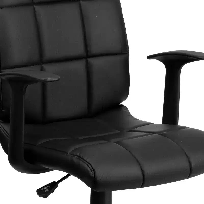Chaise de bureau pivotante en vinyle matelassé mi-hauteur avec accoudoirs